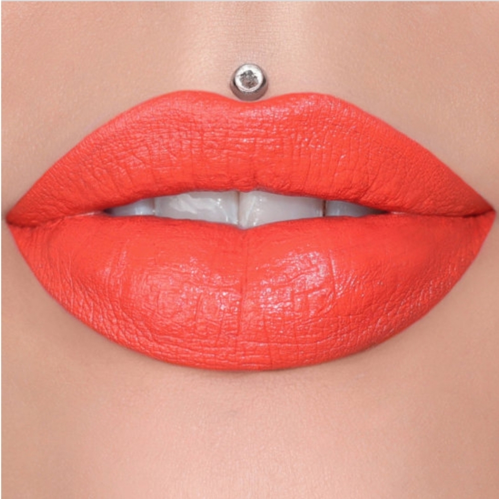 🦋3/$25 Prick- Velvet Trap lipstick - Jeffree Star
